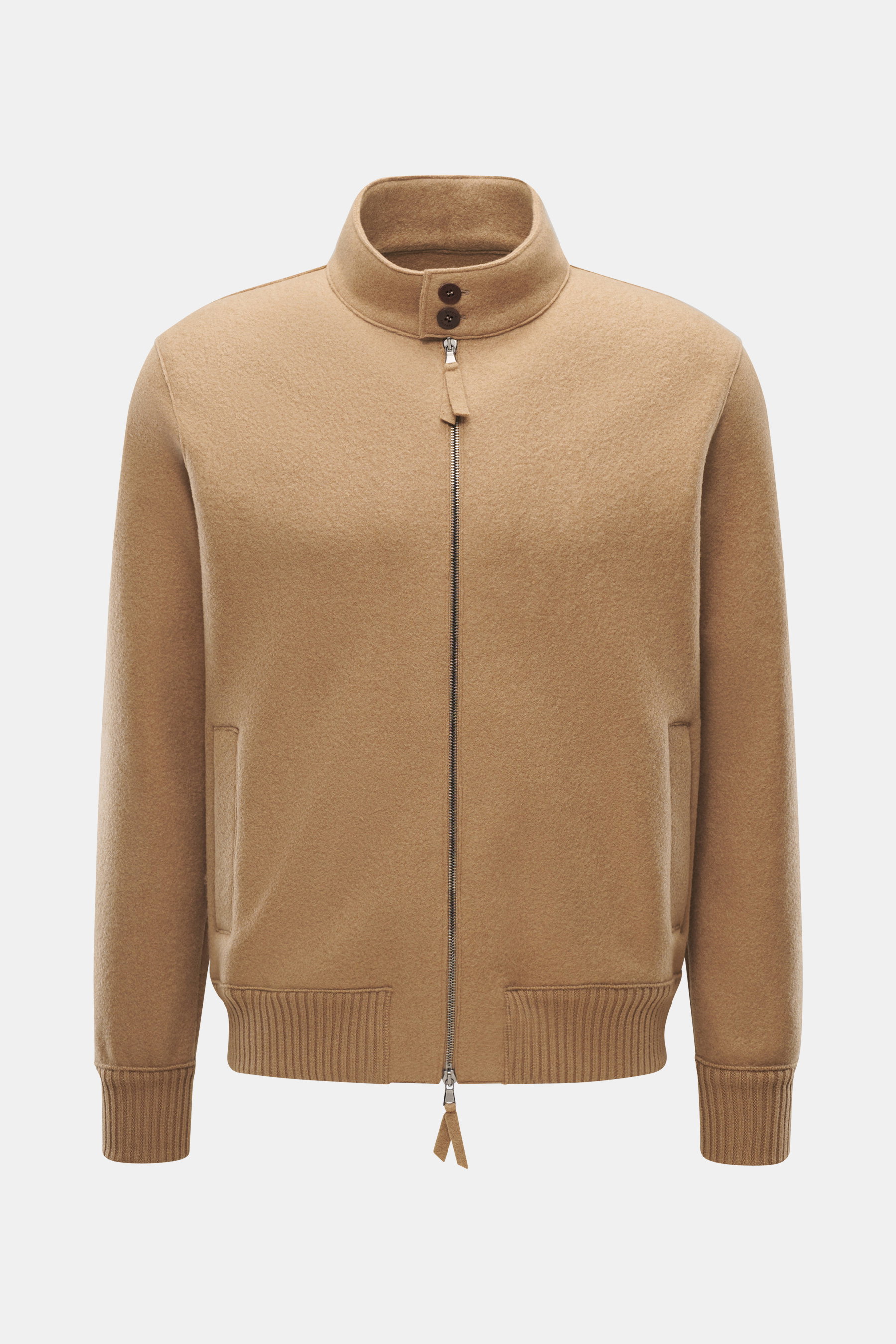 Lunaria Cashmere Cashmere Blouson beige, frontal fotografiert, reiner Cashmere, sehr weicher Griff, Slim Fit, Zwei-Wege-Reißverschluss, Stehkragen, schräge Fronttaschen, elastische Bündchen, ungefüttert