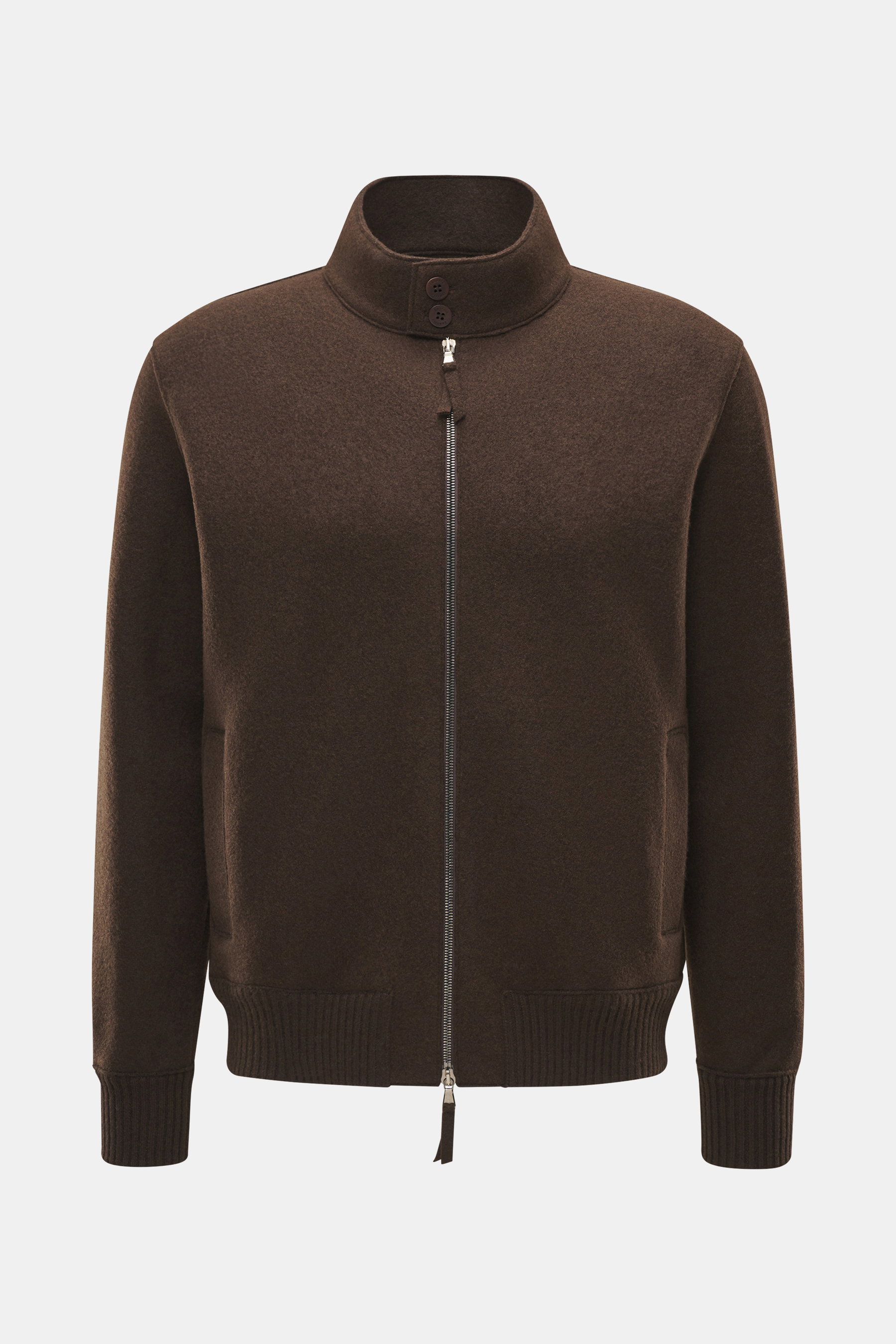 Vorderansicht des Lunaria Cashmere Cashmere Blouson dunkelbraun, reiner Cashmere, Slim Fit, sehr weicher Griff, Stehkragen, Zwei-Wege-Reißverschluss, schräge Fronttaschen, elastische Saum- und Ärmelbündchen, ungefüttert.