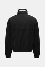 Ami Paris Blouson 'Windbreaker' schwarz, Rückansicht, hochwertige Microfaser, glatter Griff, Regular Fit, elastische Bündchen, versteckte Kapuze, Logo-Detail.