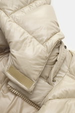Close-up view of the sleeve and zipper area of the Herno Down jacket beige, made of high-quality microfiber with smooth feel, warm down filling, regular fit, two-way zipper, detachable hood, slanted hip pockets with zipper, soft lining fabric, zipper pock