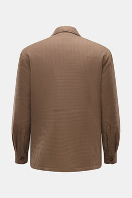 Rückansicht der Doppiaa Jacke 'Aabba' hellbraun/bordeaux/navy kariert, Slim Fit, hochwertiger Microfaser, glatter Griff, Umlegekragen, Ärmel mit Knopf, gesteppter Futterstoff, zwei Innentaschen.