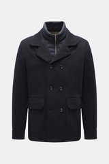 Moorer Cashmere Cabanjacke 'Bas' dunkelbraun, frontale Nahaufnahme, Slim Fit mit wärmender Daunenfüllung, zwei-reihig, variabler Kragen, aufgesetzte Taschen, robuster Reißverschluss.