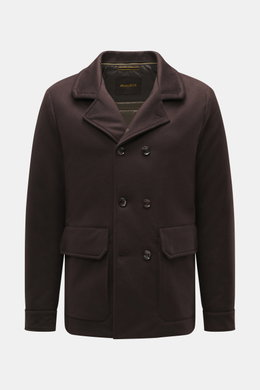 Moorer Cashmere Cabanjacke 'Bas' dunkelbraun, frontale Nahaufnahme, Slim Fit, wärmende Daunenfüllung, variabler Kragen, zwei Hüfttaschen mit Patte.