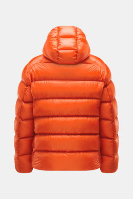Rückansicht der Polo Ralph Lauren Daunenjacke orange aus hochwertiger Microfaser, glatter Griff, Slim Fit, mit wärmender Daunenfüllung, kragenhohem Reißverschluss, Kapuze mit Tunnelzug, Zipper-Fronttaschen, elastischen Ärmelabschlüssen, tonalem Logo Stitc