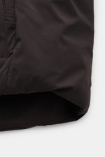 Close-up front view of the UBR Down jacket 'Bolt' dark brown showing smooth, waterproof microfiber fabric with sealed seams.

Description: In the lightweight down jacket 'Bolt' by UBR we’re ready for the next downpour, because this clean model provides th