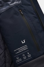 UBR Parka 'Regulator' navy Detailansicht von innen mit Reißverschluss, Primaloft-Wattierung, Microfaser, atmungsaktiv und ultraleicht.