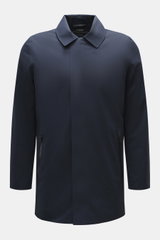 UBR Kurzmantel 'Regulator Coat' dunkelblau, slim Fit, aus hochwertiger Microfaser mit Primaloft, wasserdicht, vorne frontal fotografiert.