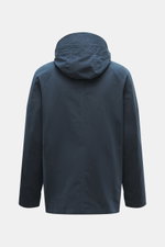 Rückansicht der 04651/ A trip in a bag Wachsjacke 'Sailor' navy/braun mit abnehmbarer Kapuze, wasserabweisender Baumwolle, Slim Fit und Cordkragen.