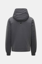Moose Knuckles Daunenjacke 'Northdale' dunkelgrau, Rückansicht mit Kapuze, wind- und wasserabweisend, Slim Fit, leichte Daunenfüllung, elastische Ärmelbündchen.