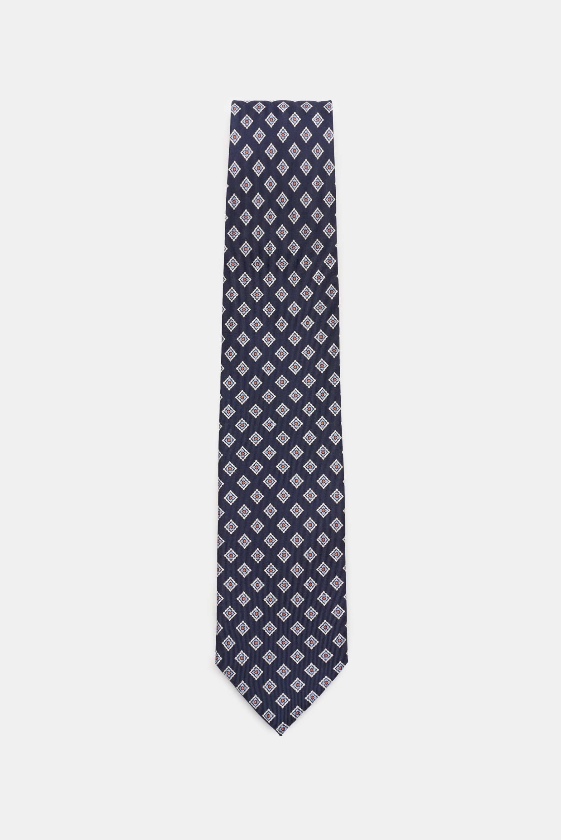 Bigi Seidenkrawatte 'Nilo' navy/hellblau/weiß gemustert, von oben fotografiert, reine Seide, dezenter Glanz, klassisches Rauten-Muster, Futterstoff identisch, Made in Italy, Breite 8 cm.