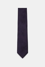 Tom Ford Seidenkrawatte dunkelviolett/schwarz gemustert, Hahnentrittmuster, reine Seide mit dezentem Glanz, flach von oben fotografiert, 8 cm breit.