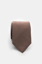 Tom Ford Seidenkrawatte braun/creme gemustert, grafisches Muster, dezenter Glanz, reine Seide, Logo-Stitching, made in Italy, 8 cm breit, frontal fotografiert.