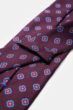 Cesare Attolini Seidenkrawatte navy/blau/braun gemustert, liegend fotografiert, reine Seide, zeitloses Webmuster, Made in Italy, 8,5 cm breit.