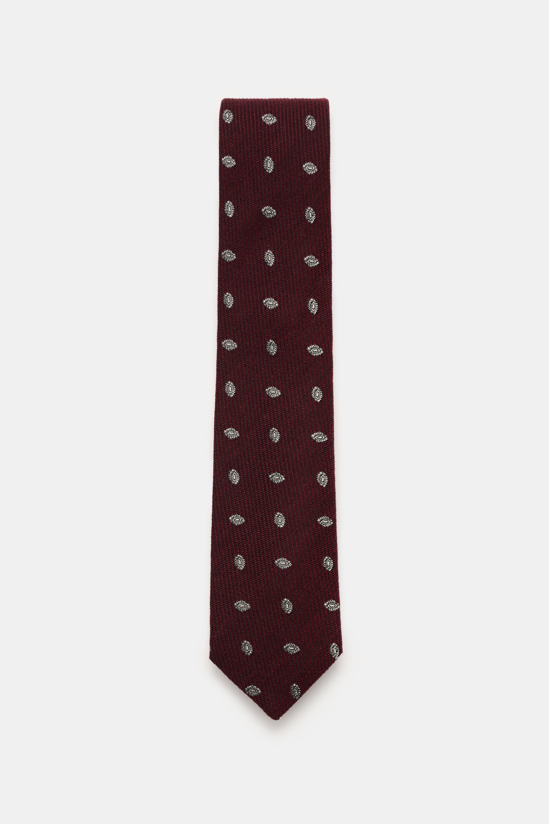 Borrelli Krawatte bordeaux/hellgrau gemustert, frontal fotografiert, handgefertigt aus Seide und Schurwolle, dezenter Glanz, grafisches Muster, tonaler Futterstoff, Made in Italy, Breite 8 cm.