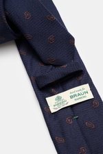 Borrelli Krawatte navy/braun gemustert, handgefertigt aus Seide und Schurwolle, dezenter Glanz, grafisches Muster, tonaler Futterstoff, Made in Italy, Breite 8 cm, Detailaufnahme von schräg oben.