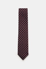 Zegna Seidenkrawatte bordeaux/rauchblau gemustert mit Paisley-Webmuster, dezenter Glanz, reine Seide, ca. 8 cm breit, Made in Italy, frontal fotografiert.