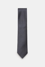 Zegna Seidenkrawatte navy/hellgrau/schwarz gemustert, frontal fotografiert, reine Seide, dezenter Glanz, grafisches Muster, Made in Italy, Breite ca. 8 cm.