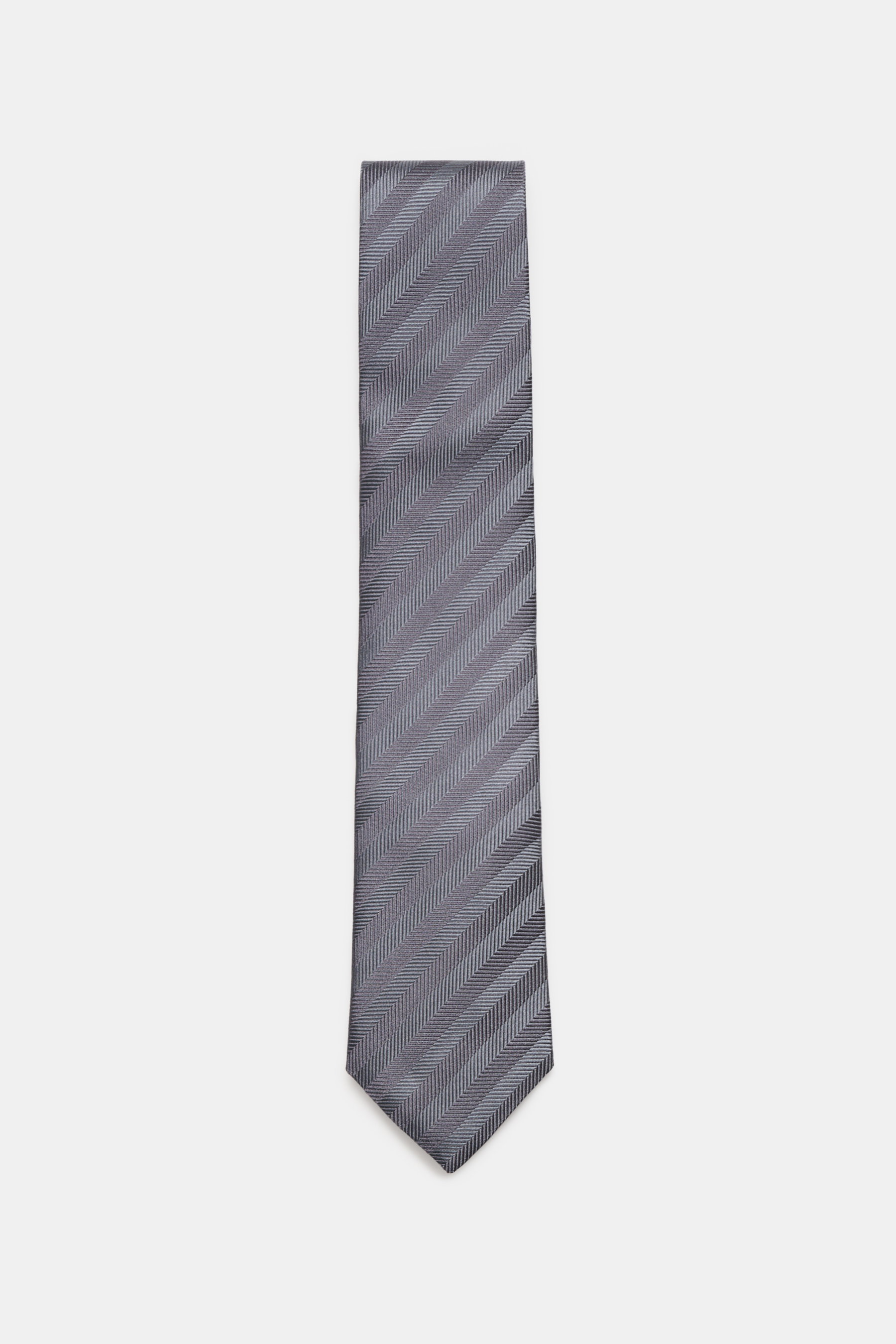 Brunello Cucinelli Seidenkrawatte grau gestreift, fotografiert von oben, reine Seide, dezenter Glanz, stilvolle Diagonalstreifen, Made in Italy, Breite ca. 8 cm.