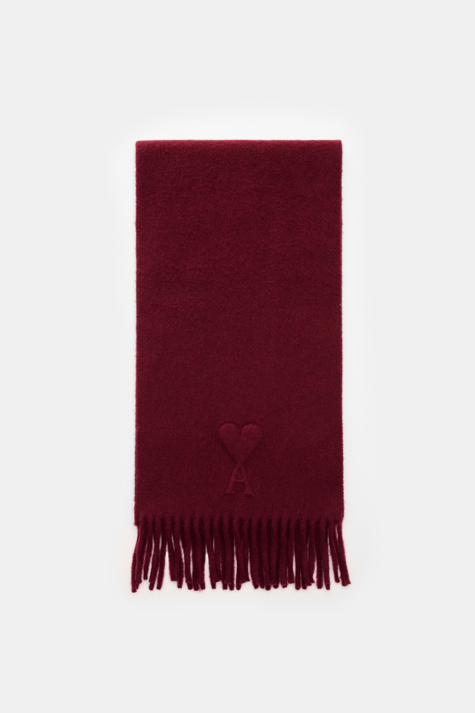 Ami Paris Schal bordeaux aus gewalkter Wolle, frontal fotografiert mit Fransenkante und erhabenem 'Ami de Cœur'-Logo, weich und unisex.