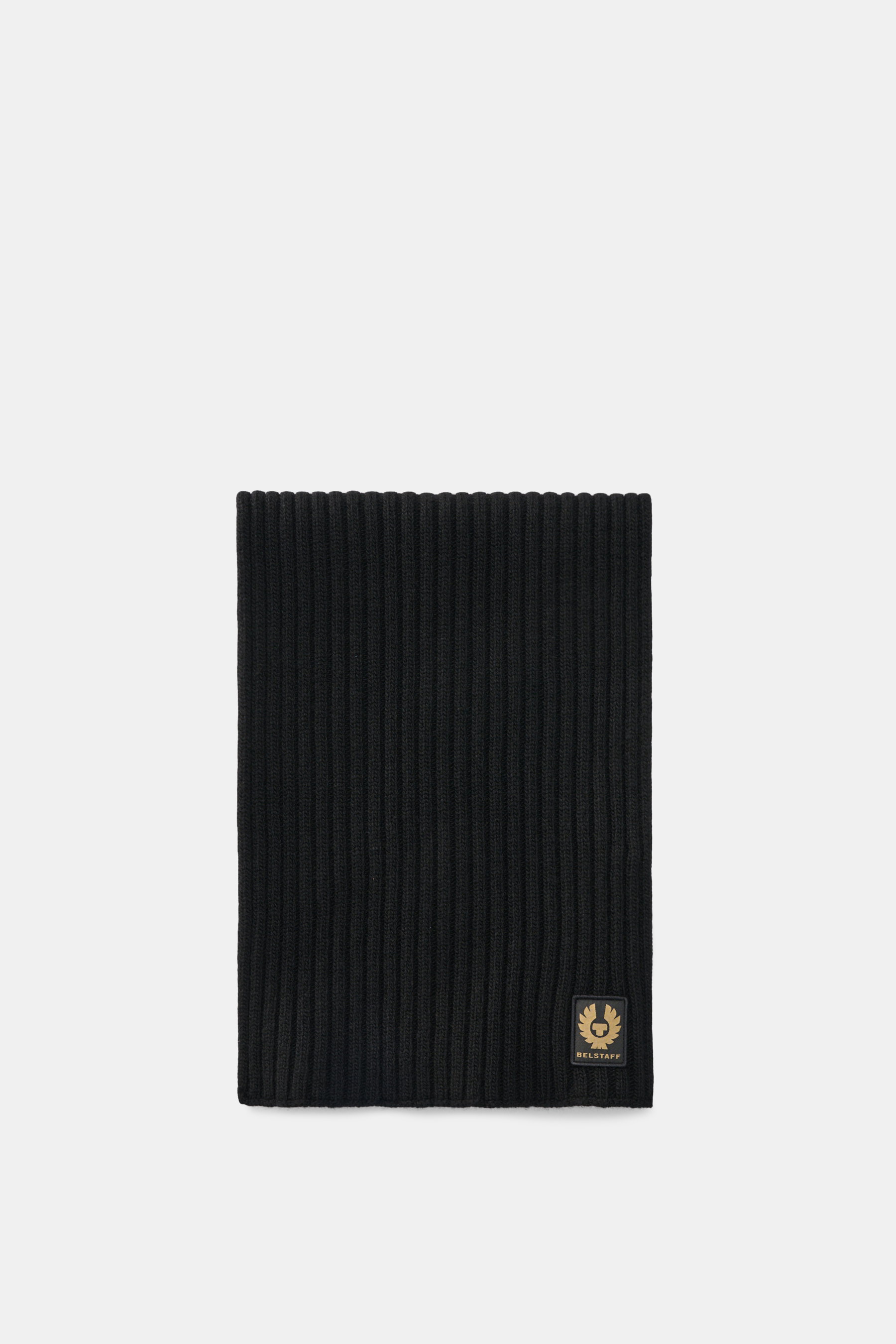 Belstaff Schal 'Watch' schwarz, frontal fotografiert, breites Rippstrickmuster, reine Wolle, weicher Griff, typisches BELSTAFF Label, ca. 155x30 cm.