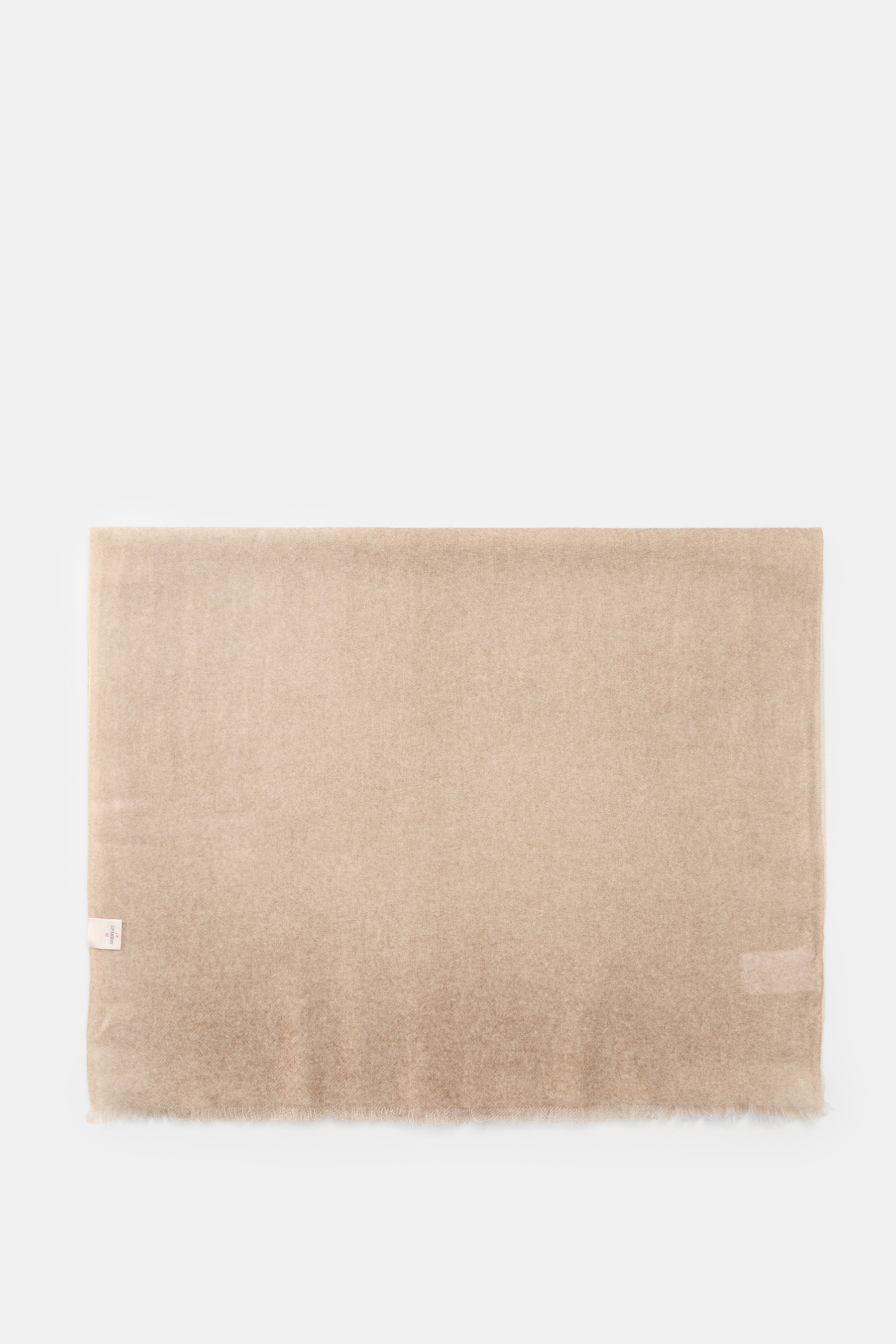andrea's 1947 Cashmere Schal beige meliert, flach liegend von oben fotografiert, hauchdünn, reine Cashmere, leichte Qualität, schmaler Fransensaum, ca. 194x61 cm