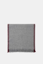 Brunello Cucinelli Cashmere scarf dark grey/bordeaux shown from front top view, pure cashmere, very soft touch, narrow fringed edge, dimensions approx. 162 cm x 44 cm.