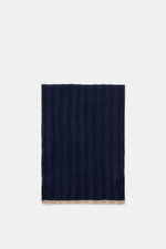 Brunello Cucinelli Cashmere Scarf navy folded flat, photographed from above, ribbed knit design, pure cashmere, soft touch, fine knit pattern, classic ribbed knit design, dimensions approx. 230 cm x 26 cm, elegant through the winter with BRUNELLO CUCINELL