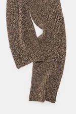 Agnona Schal taupe/dunkelbraun meliert im groben Patent-Strickmuster aus Wolle und Cashmere, weich, ca. 210x25 cm, Draufsicht.