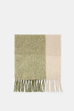 Top view of 04651/ A trip in a bag Scarf 'Color Block Scarf' green melange/beige/cream with fringed hem, soft alpaca wool blend.

Description: 
<p>Essential winter must-have: The elegant scarf by 04651/ A TRIP IN A BAG becomes a favorite piece for the col