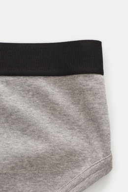 Tom Ford Sport Slip grau meliert, detailnah fotografiert, aus elastischer Baumwolle mit weichem Griff, breitem elastischem Bund und seitlichem Eingriff.