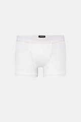 Tom Ford Boxershorts weiß, sportlich und slim fit, frontale Ansicht, elastische Baumwolle, weicher Griff, elastischer Bund mit TOM FORD-Stitching, seitlicher Eingriff.