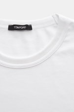Close-up front view of Tom Ford Rundhals-Unterhemd weiß, a clean basic white T-shirt with round neckline, elastic cotton, soft touch, extra slim fit, and a small TOM FORD label on the hem.

Description: <p>Cleanes Basic mit Rundhalsausschnitt: Das komfort