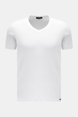 Front view of Tom Ford V-Neck Unterhemd schwarz in white, jersey aus Baumwolle, komfortabler Stretch-Anteil, sehr weicher Griff, Extra Slim Fit, V-Ausschnitt, kleines Weblabel am Saum.