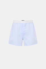 Tom Ford Boxershorts hellblau/weiß gestreift, Slim Fit, aus leichter Baumwolle mit elastischem Bund und seitlichem Eingriff, Frontansicht.