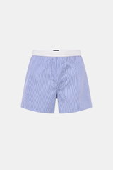 Tom Ford Boxershorts dunkelblau/weiß gestreift, Slim Fit, aus leichter Baumwolle mit elastischem Bund und seitlichem Eingriff, frontale Aufnahme.