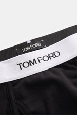 Nahaufnahme von Tom Ford Boxershorts 2er-Set schwarz im Slim Fit, sportlich schlicht mit elastischem Bund und TOM FORD-Stitching, seitlichem Eingriff aus reiner Baumwolle.