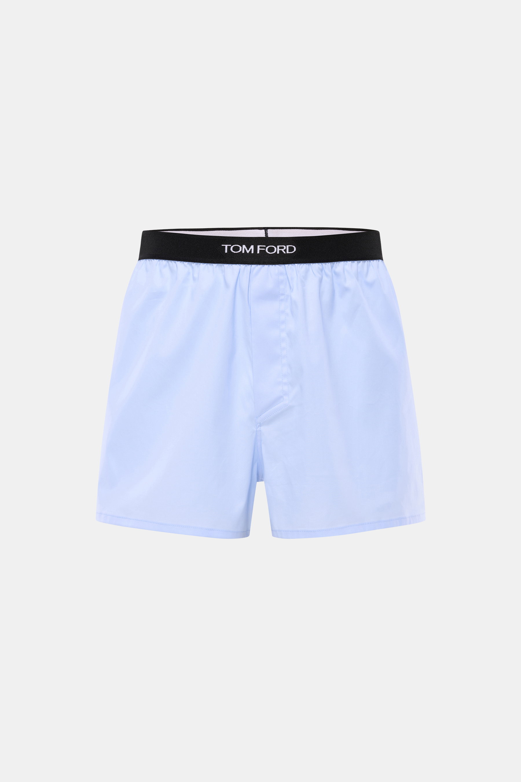Tom Ford Boxershorts hellblau, sportlich, slim fit, reine Baumwolle, glatter Griff, seitlicher Eingriff, elastischer Bund mit TOM FORD-Stitching, frontale Nahaufnahme.