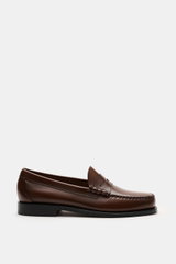 G.H.Bass Penny Loafer 'Weejuns Larson' braun, seitliche Ansicht, edles Glattleder, Penny Strap, Zierschnürung, Lederinnenfutter, komfortables Fußbett, Lederlaufsohle, kautschukverstärkter Absatz.