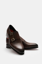 Front-side view of Santoni Double Monk 'Carter' Dark Brown shoes in grained leather with rounded toe, applied cross cap, and gold pin buckles.

Description: <p>Exquisite craftsmanship turns this elegant double monk by SANTONI into a shoe of flawless Itali
