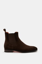 Santoni Chelsea Boot 'Adrian' braun aus Veloursleder, schmal zulaufend mit Elastikeinsatz, Anziehschlaufe, Lederfutter, Leder-Kautschuksohle, Seitenansicht.