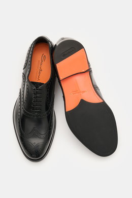 Santoni Oxford 'Collin' schwarz, seitliche Ansicht mit geschlossener Sechs-Loch-Schnürung, Full-Broguings, Glattleder und Goodyear-welted Laufsohle aus Kautschuk.