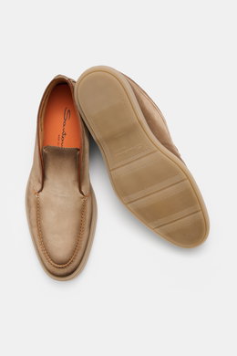 Santoni Desert Boot 'Detroit' taupe aus Veloursleder, flexible Gummisohle, schmale Silhouette, Ziernaht, kontrastfarbiges Stitching, Lederfutter, Draufsicht und Sohlenansicht.