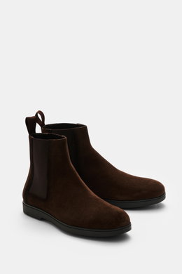 Side-front view of Fabi Chelsea boots 'Boston' dark brown in supple suede leather with elastic inserts, pull tab, leather lining, and rubber sole.