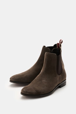 Front-side view of Sturlini Chelsea Boot 'Crosta Piuma' dark brown in noble suede leather, Goodyear welted with elastic inserts and grosgrain pull tab.