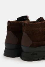 Collegium Schnürboot 'Pillar Summit' dunkelbraun/schwarz rear view showing robust Veloursleder, round shape, glattleder overlays, leather lining, and rugged Vibram sole.