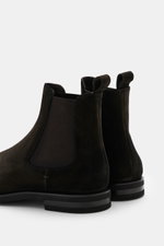 Fabiano Ricci Chelsea Boot dark brown photographed from the back side, showing noble suede leather, elastic inserts, pull tab.