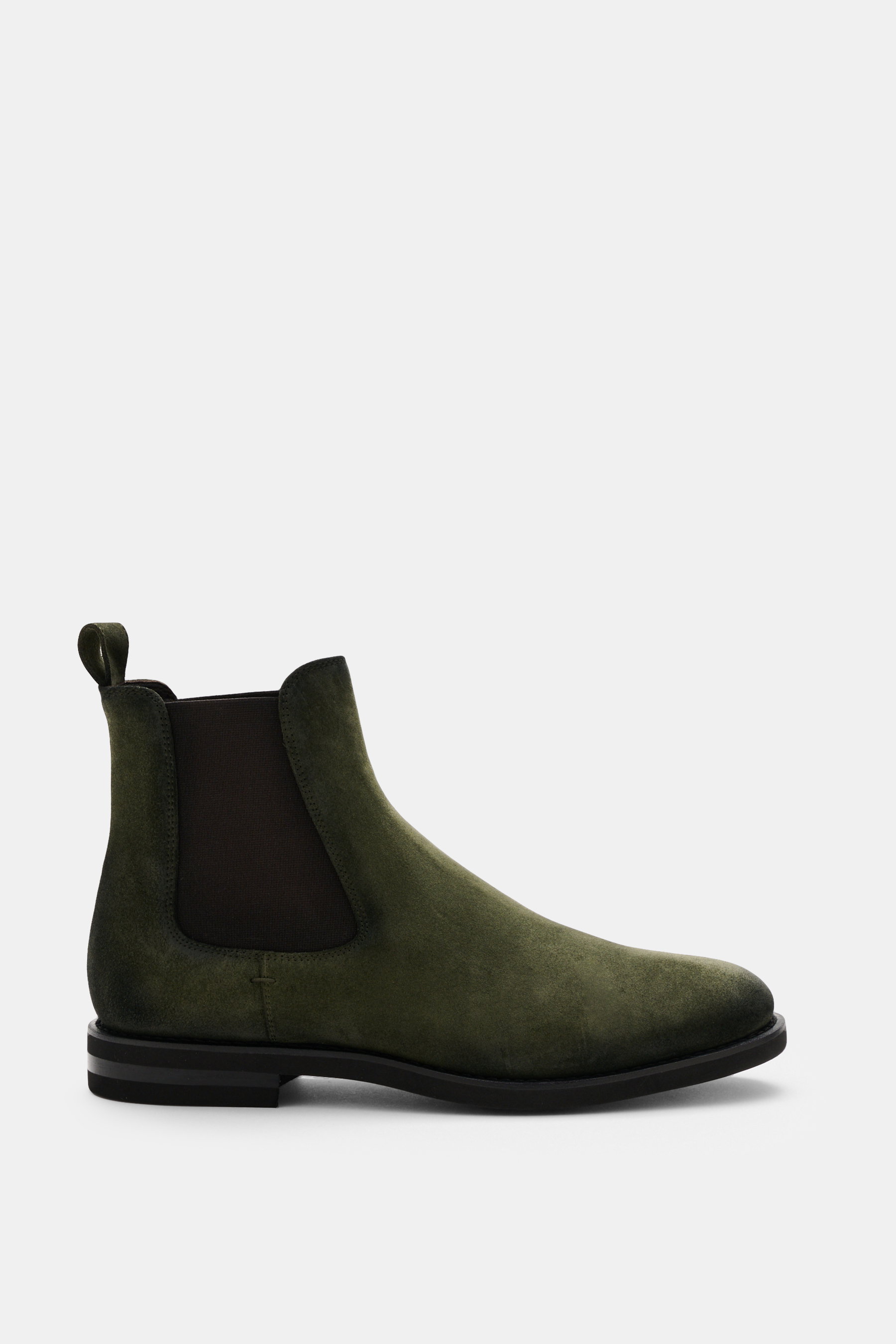 Fabiano Ricci Chelsea Boot dunkelgrün aus edlem Veloursleder, schmal zulaufend, mit elastischem Einsatz, Anziehschlaufe, Lederfutter und flexibler Gummisohle, Seitenansicht.