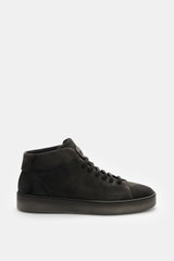 Fabiano Ricci High Top Sneaker 'Tennessee' dunkelgrau aus softem Veloursleder, seitlich fotografiert, sieben-Loch-Schnürung, elastisch, Slip-on, Mesh-Futter, gepolsterte Innensohle, flexible Gummisohle.