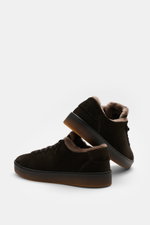 Side view of Fabiano Ricci Sneaker 'Tennessee' dark brown in soft suede leather with round toe, elastic laces, lambskin lining, and flexible sole.