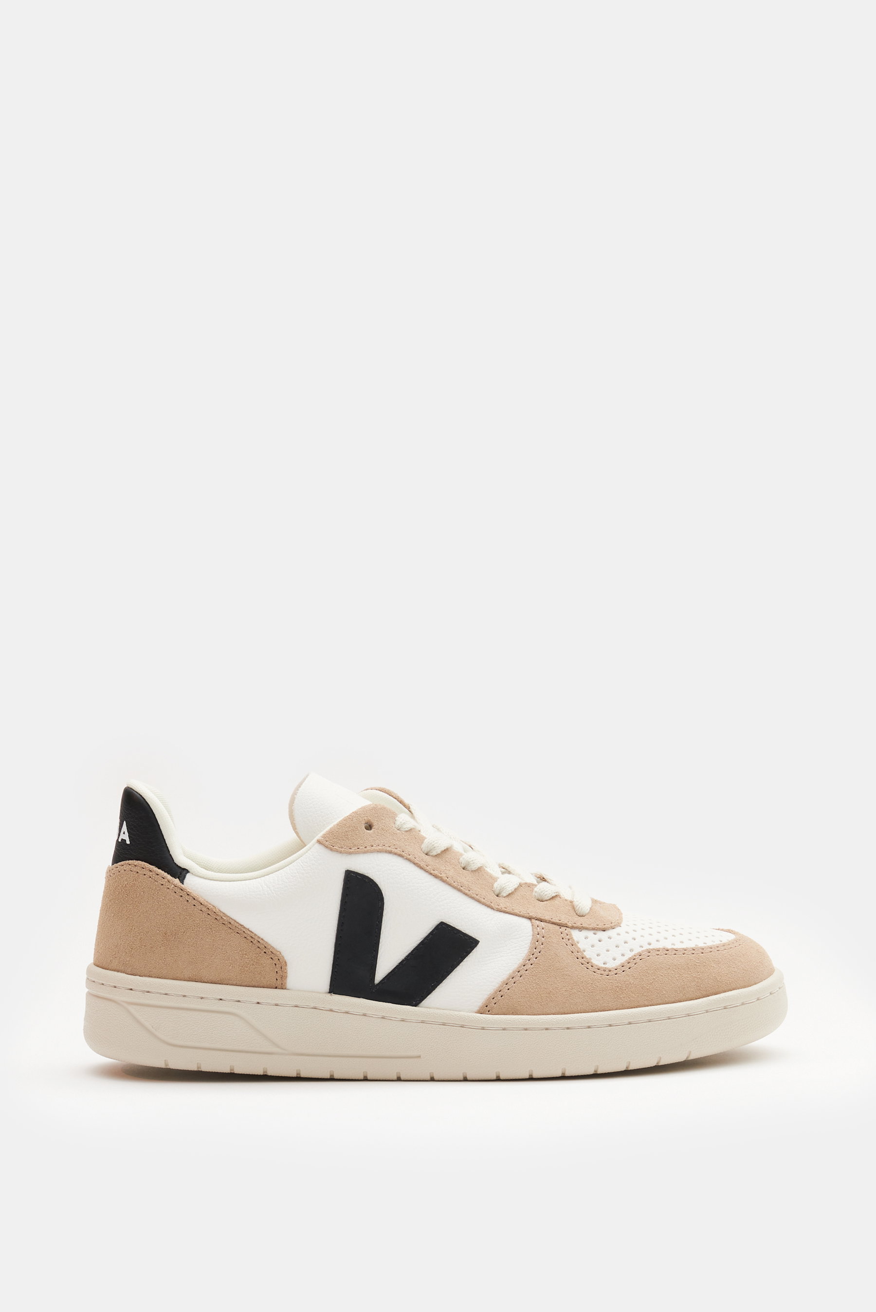 Veja Sneaker 'V-10' weiß/beige